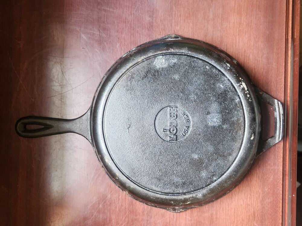 Lodge Cast Iron Skillet Modern Circle Logo USA Seasoned Pan 8SK